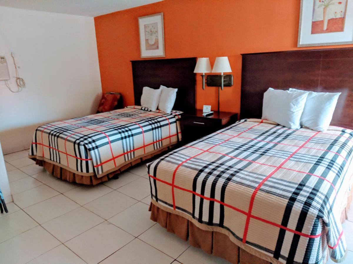 Travelers Inn - Clearwater Extérieur photo