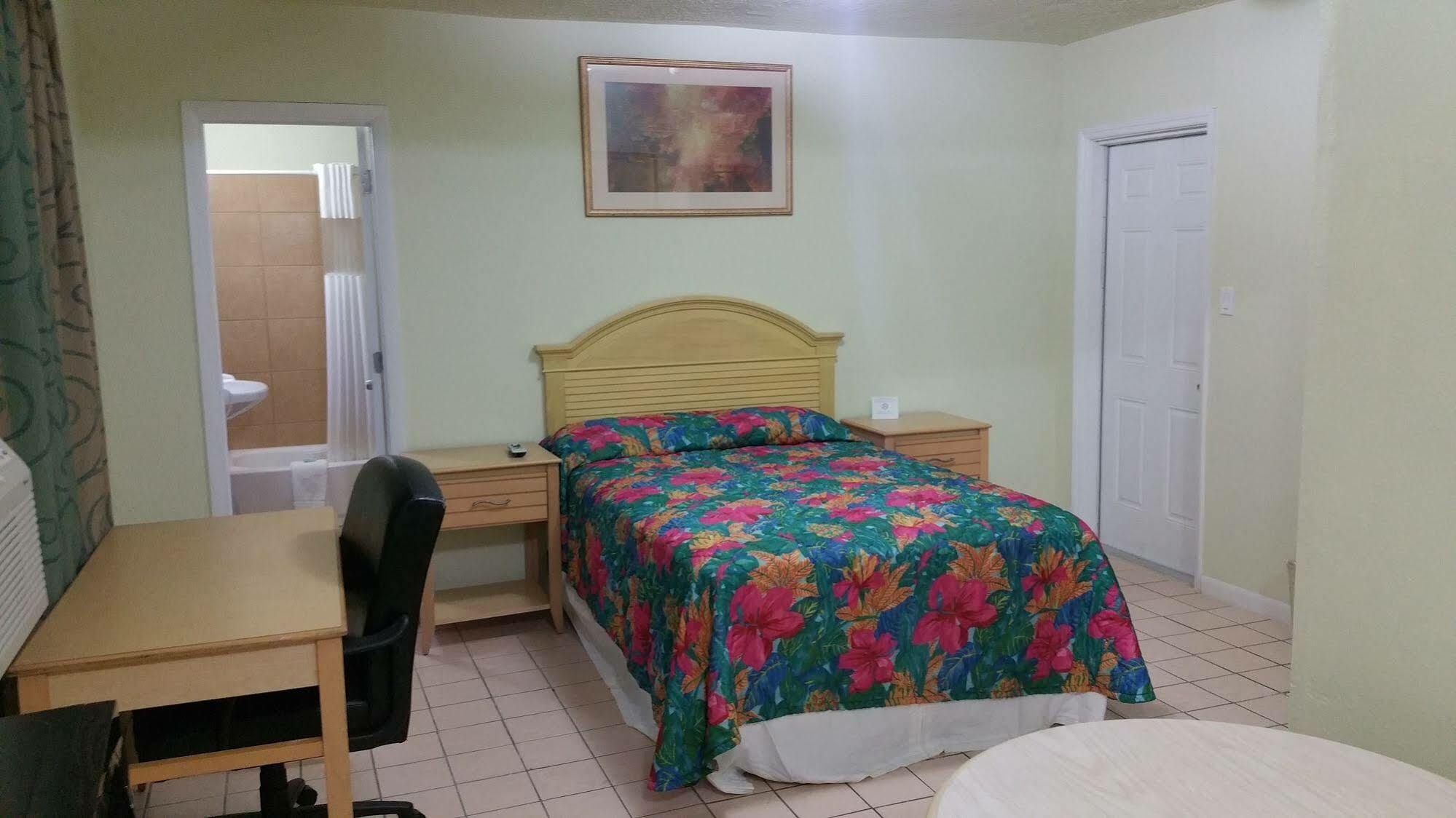Travelers Inn - Clearwater Extérieur photo